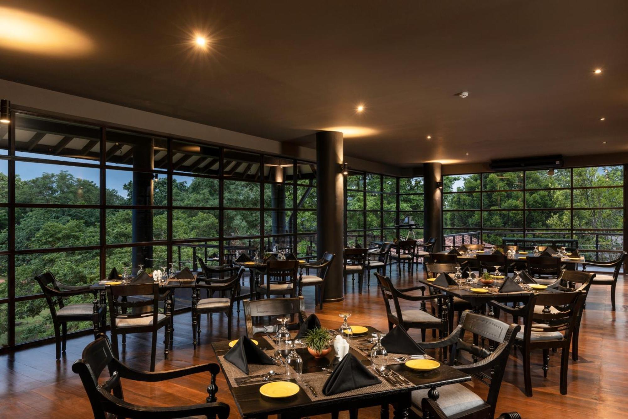 Ayugiri Ayurveda Wellness Resort Сігірія Екстер'єр фото