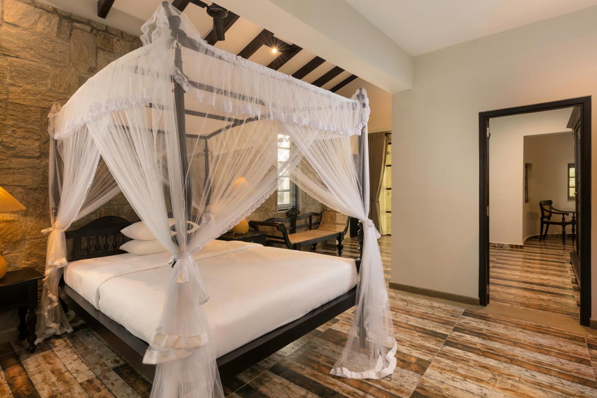 Ayugiri Ayurveda Wellness Resort Сігірія Екстер'єр фото